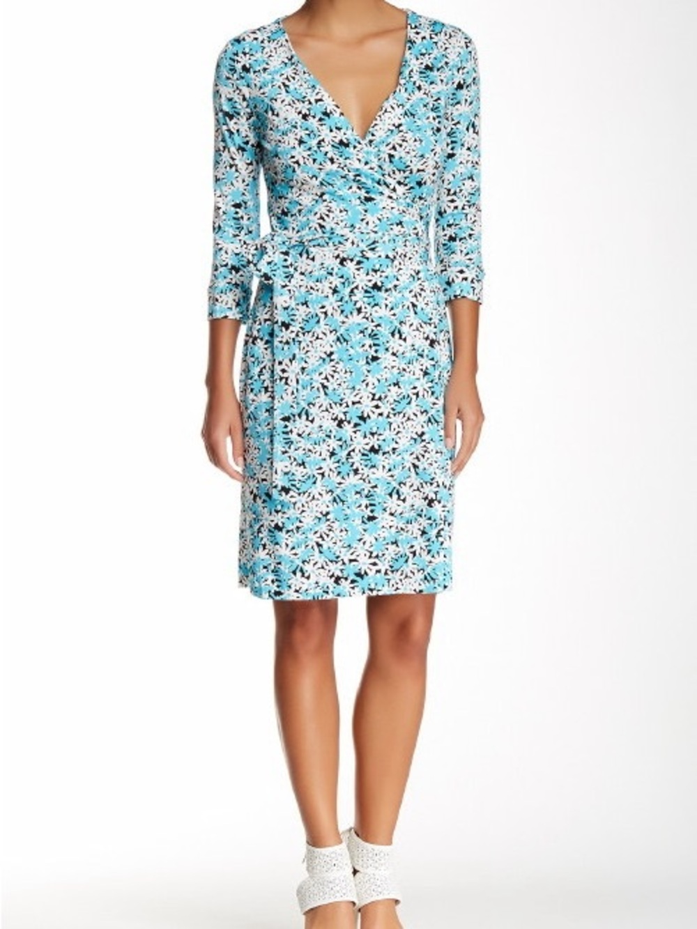 Diane Von Furstenberg Blue Floral Wrap Robe